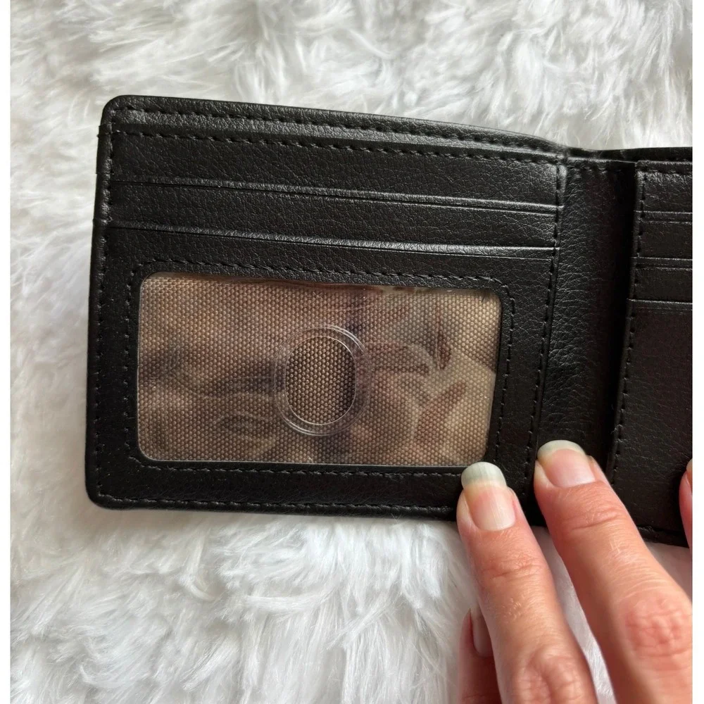 Mossy Oak Mens Bifold Wallet Black Faux Leather ID Window